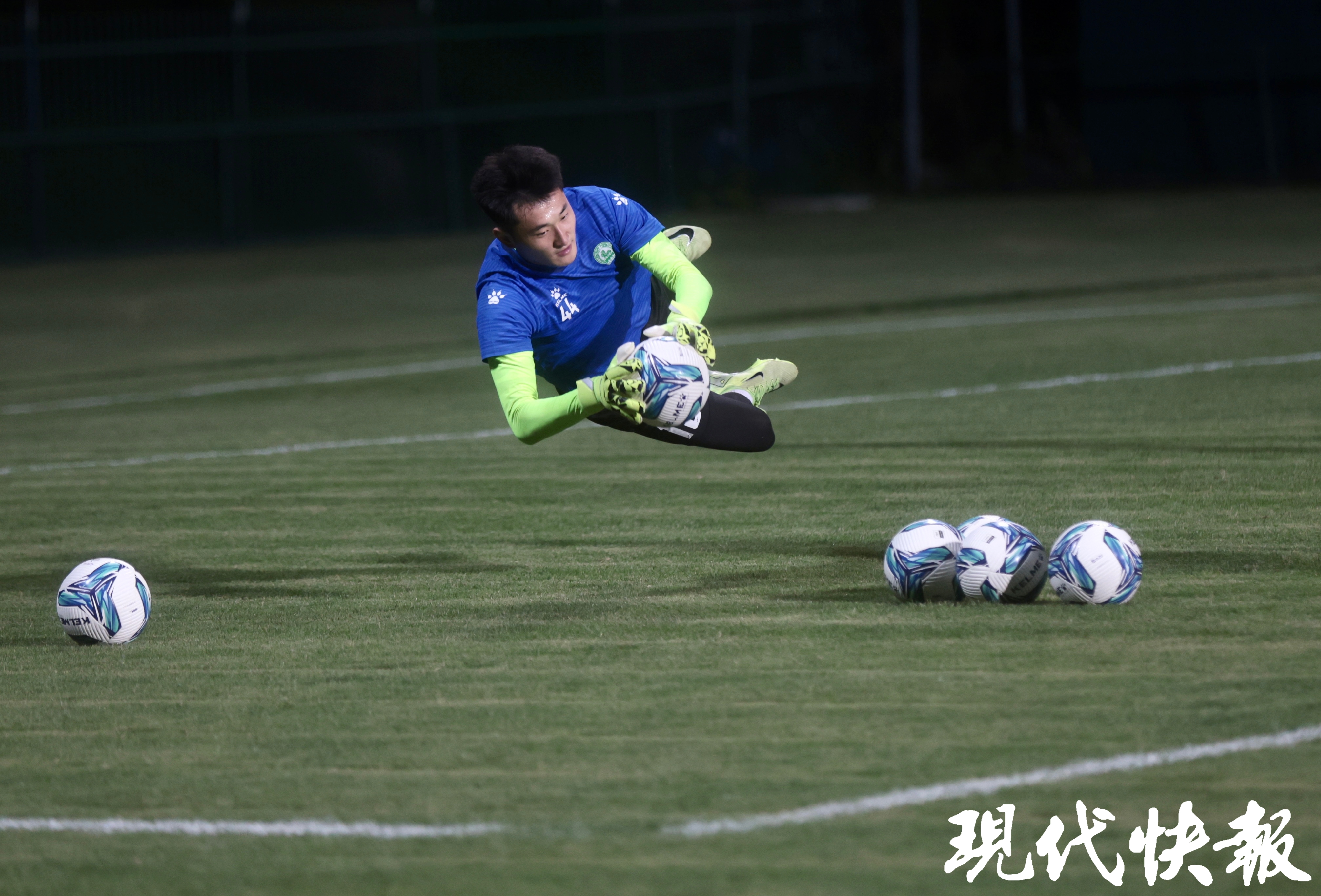 江苏队遭遇重创,主力球员受伤的简单介绍 江苏队遭遇重创,主力球员受伤的简单介绍