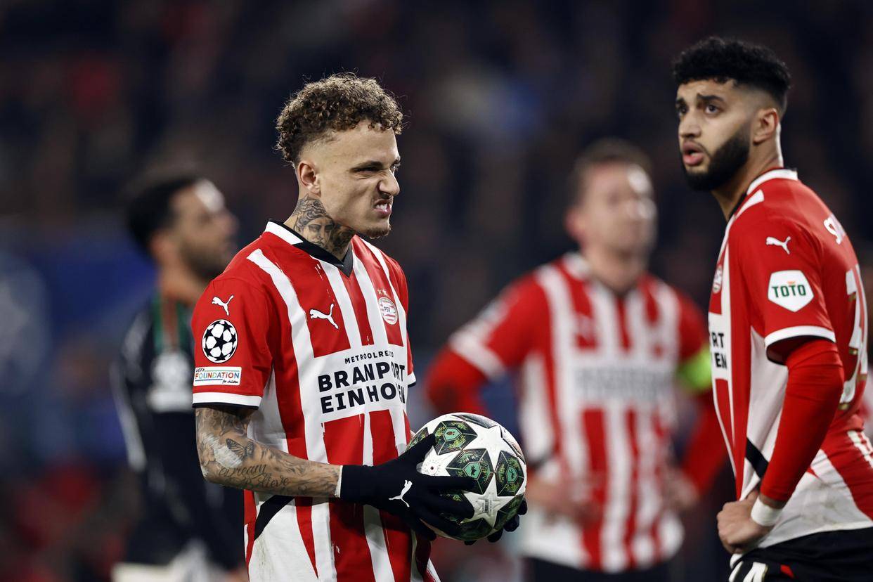 阿贾克斯客场大胜埃因霍温晋级荷甲领先 阿贾克斯客场大胜埃因霍温晋级荷甲领先