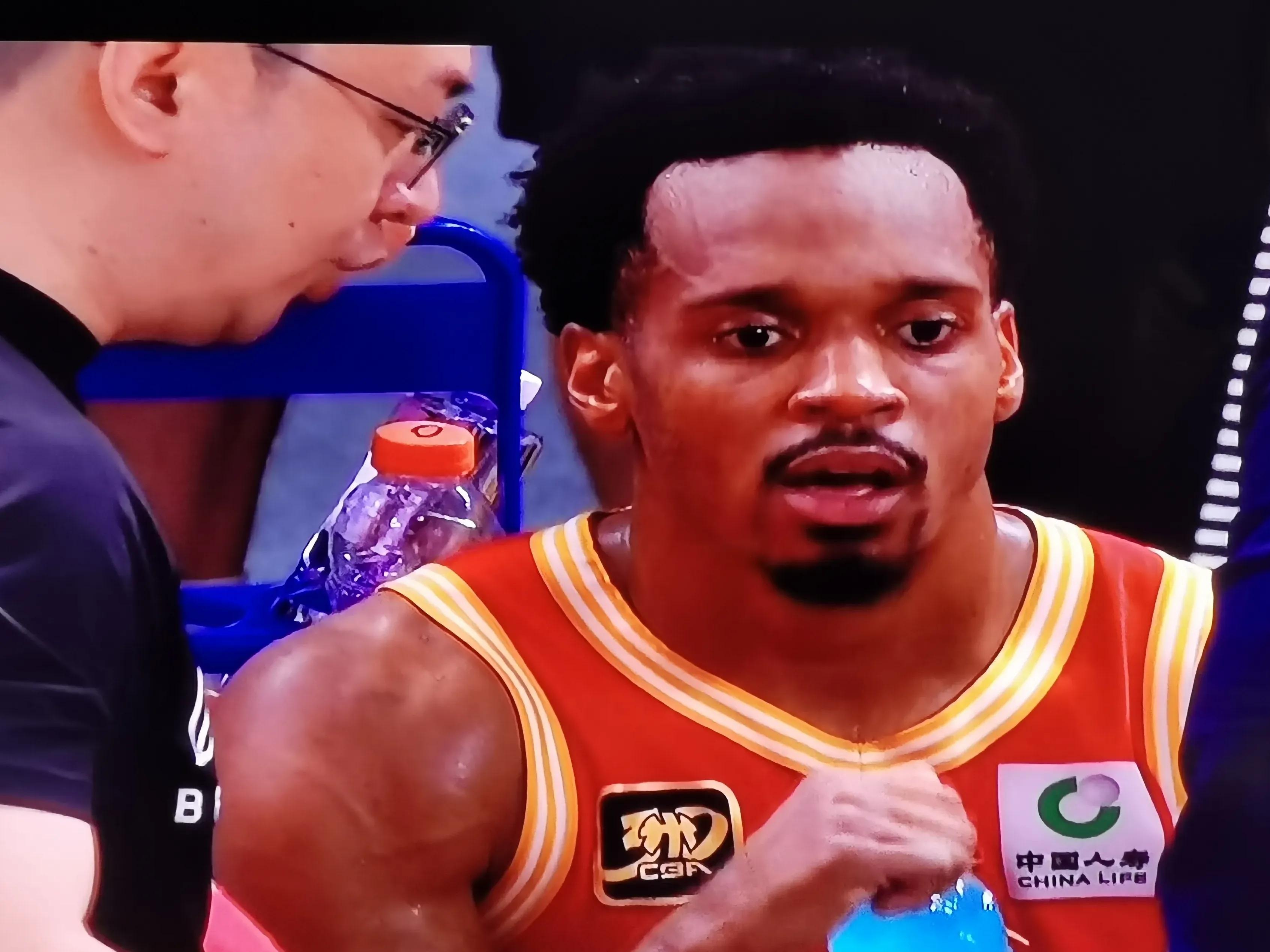 凯尔特人轻取四川队，孙铭徽刷新纪录的简单介绍